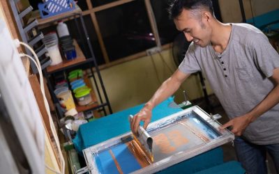 6 Teknik Sablon untuk Souvenir Kaos Custom