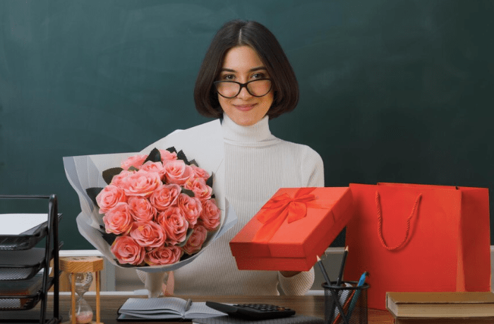 5 Hampers untuk Guru Perempuan, Pemberian Spesial untuk Sang Inspirator