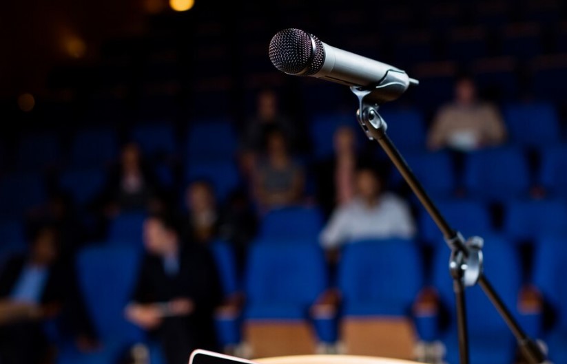 Apa Itu Public Speaking? Ini Panduannya untuk Pemula