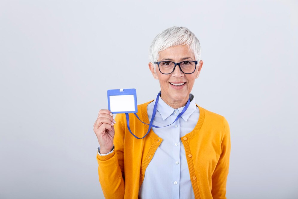 Cara Pemasangan Name Tag yang Benar untuk Tampil Profesional